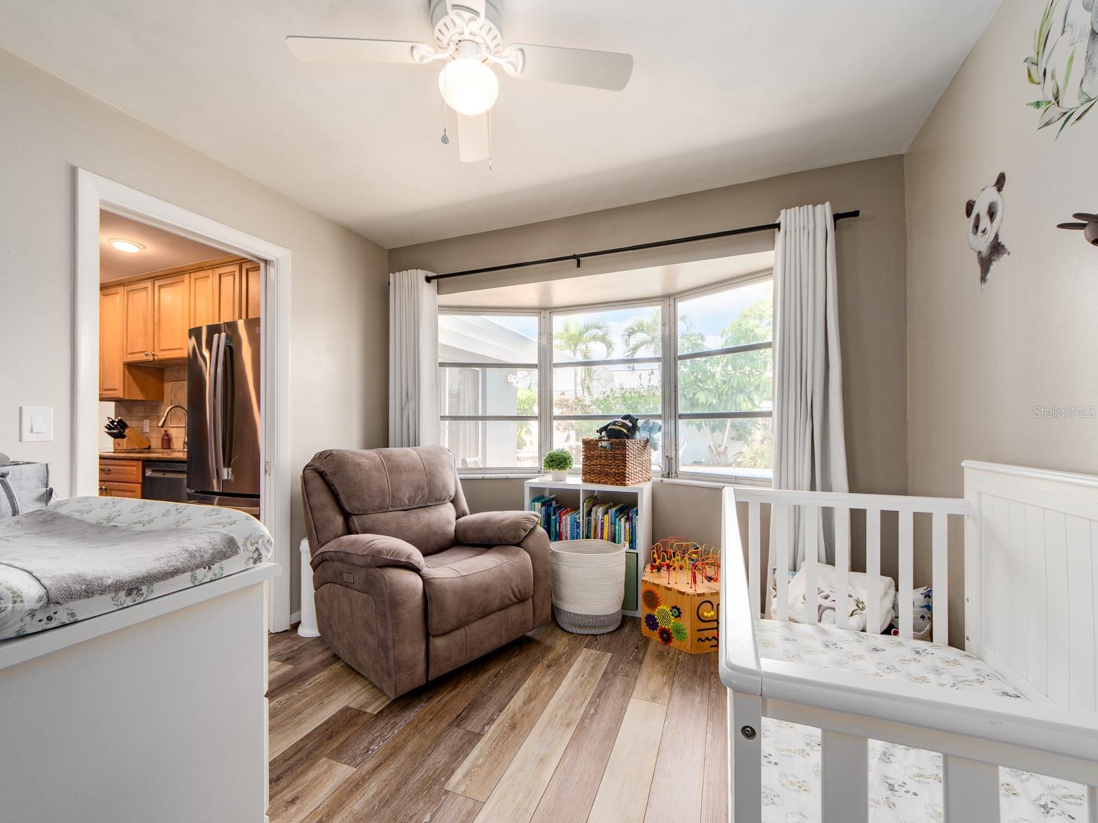 Image 13 of 38 For 1678 Algonquin Drive