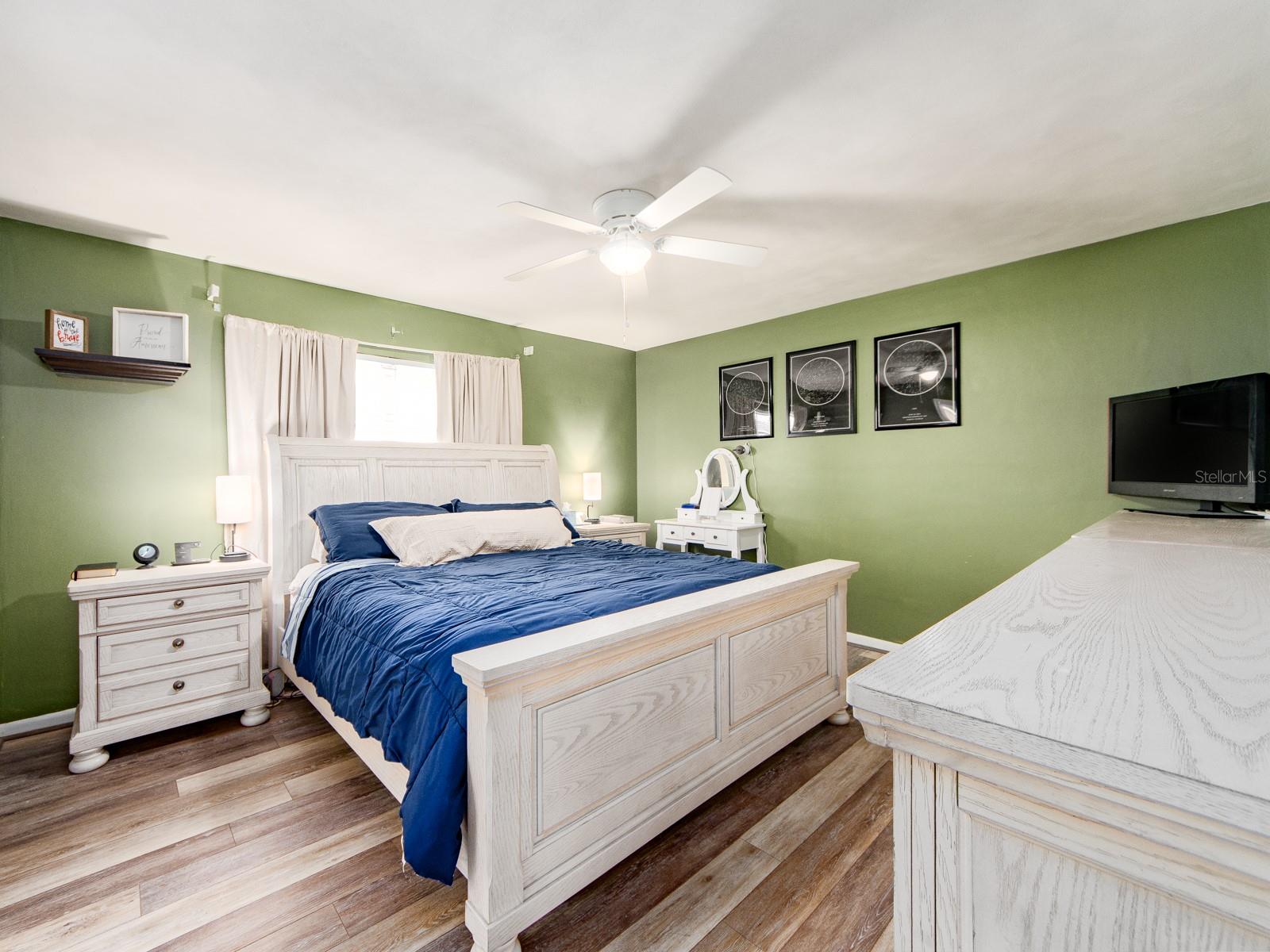 Image 14 of 38 For 1678 Algonquin Drive