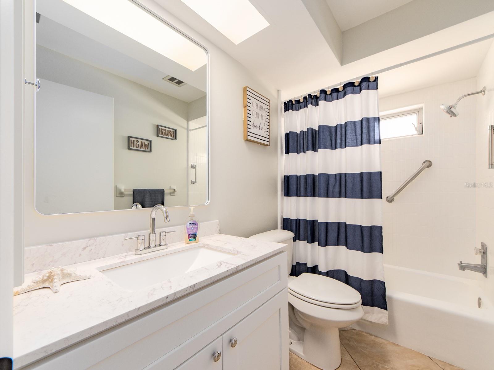 Image 22 of 38 For 1678 Algonquin Drive