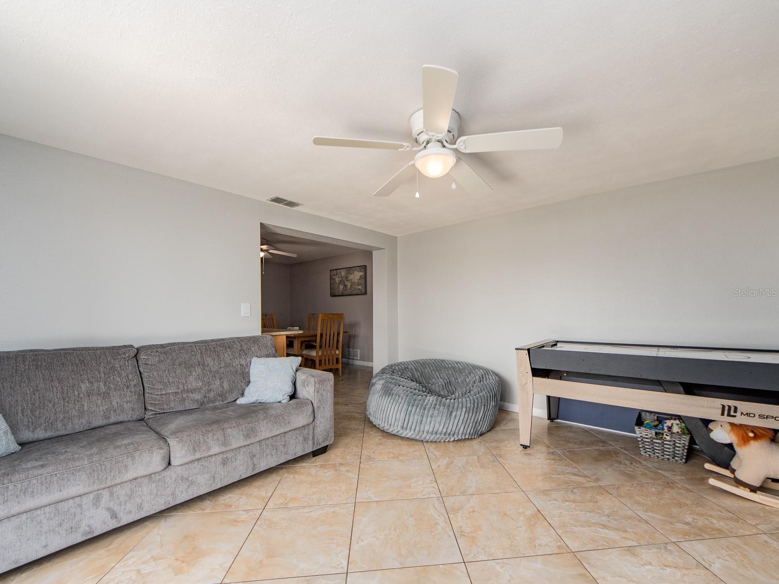 Image 26 of 38 For 1678 Algonquin Drive