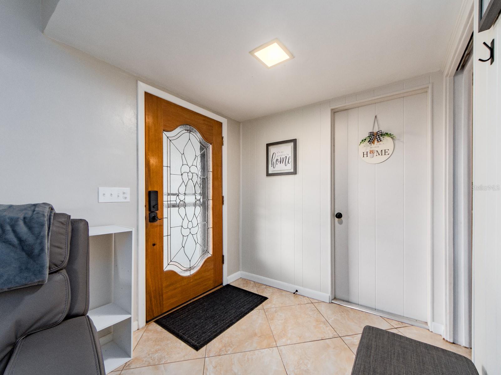 Image 3 of 38 For 1678 Algonquin Drive