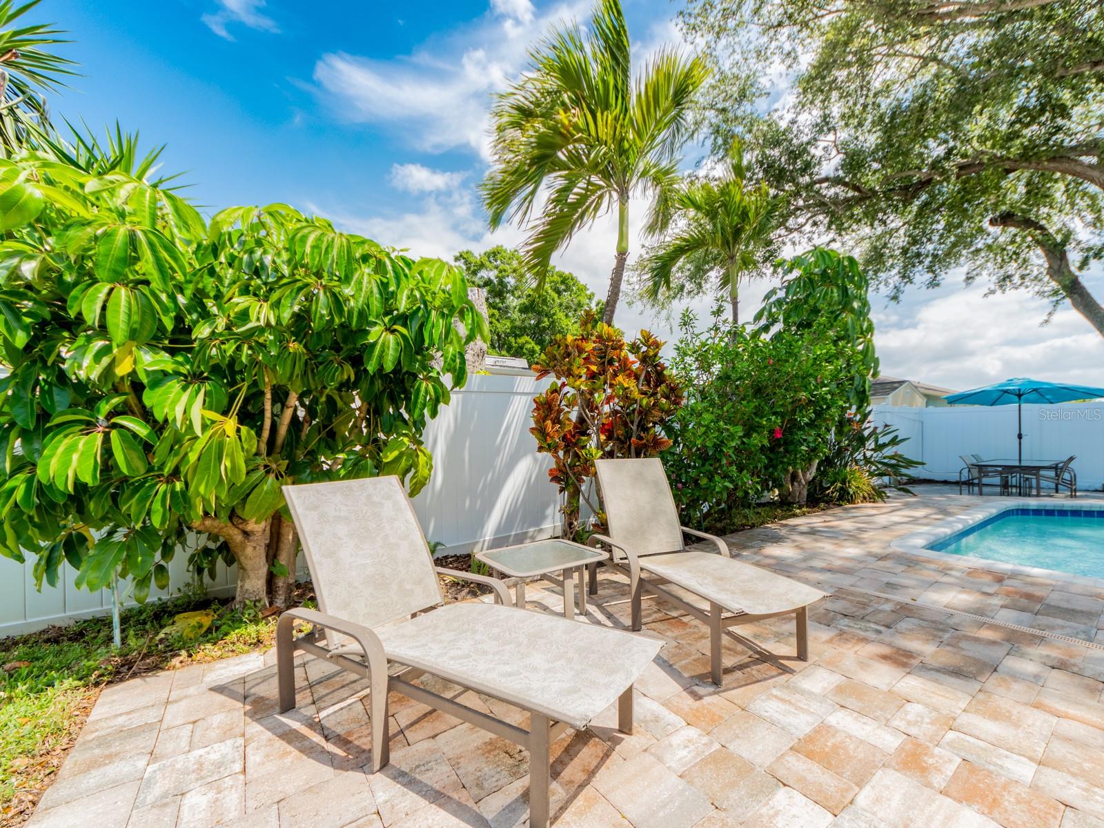 Image 30 of 38 For 1678 Algonquin Drive