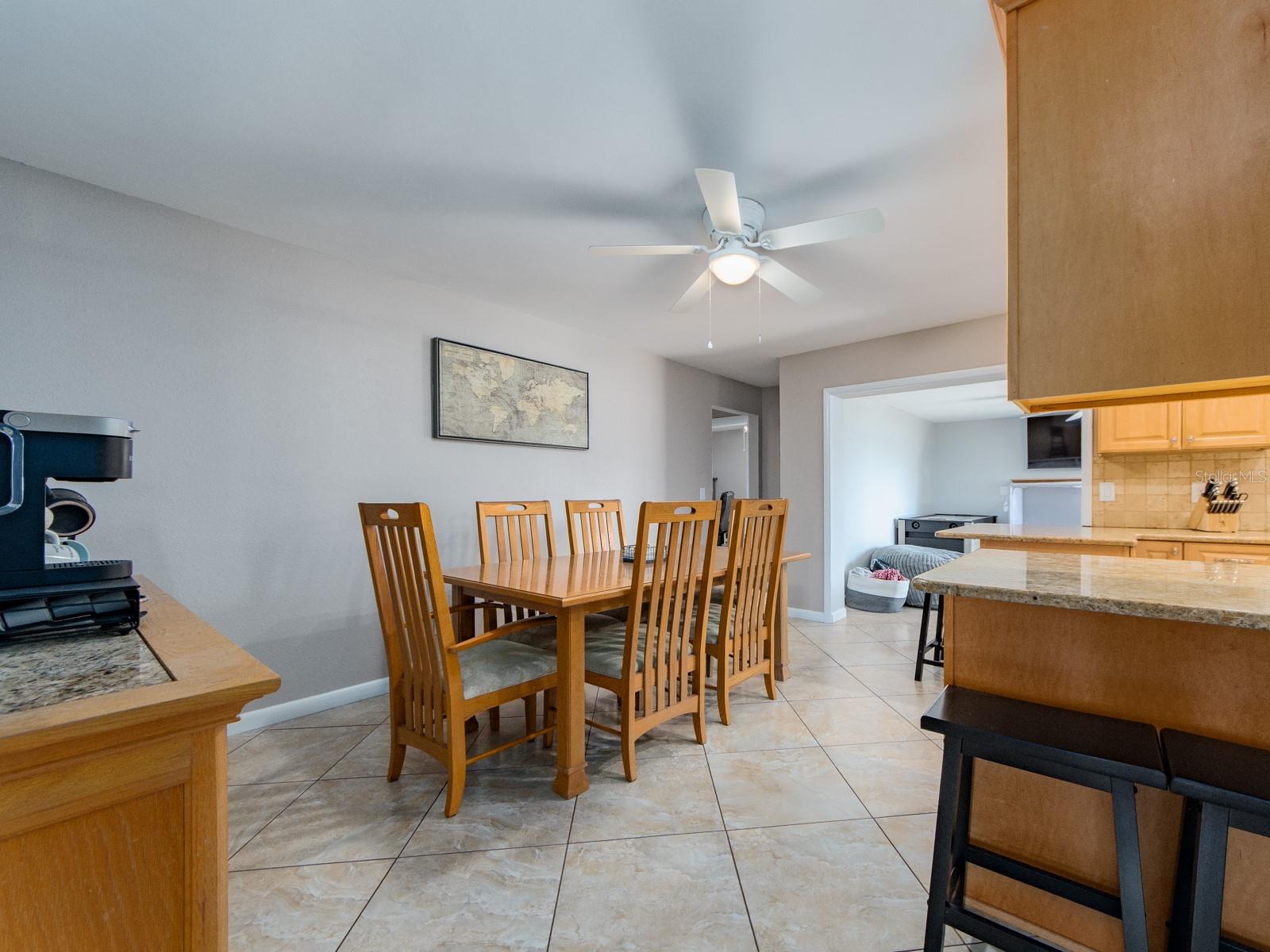 Image 7 of 38 For 1678 Algonquin Drive