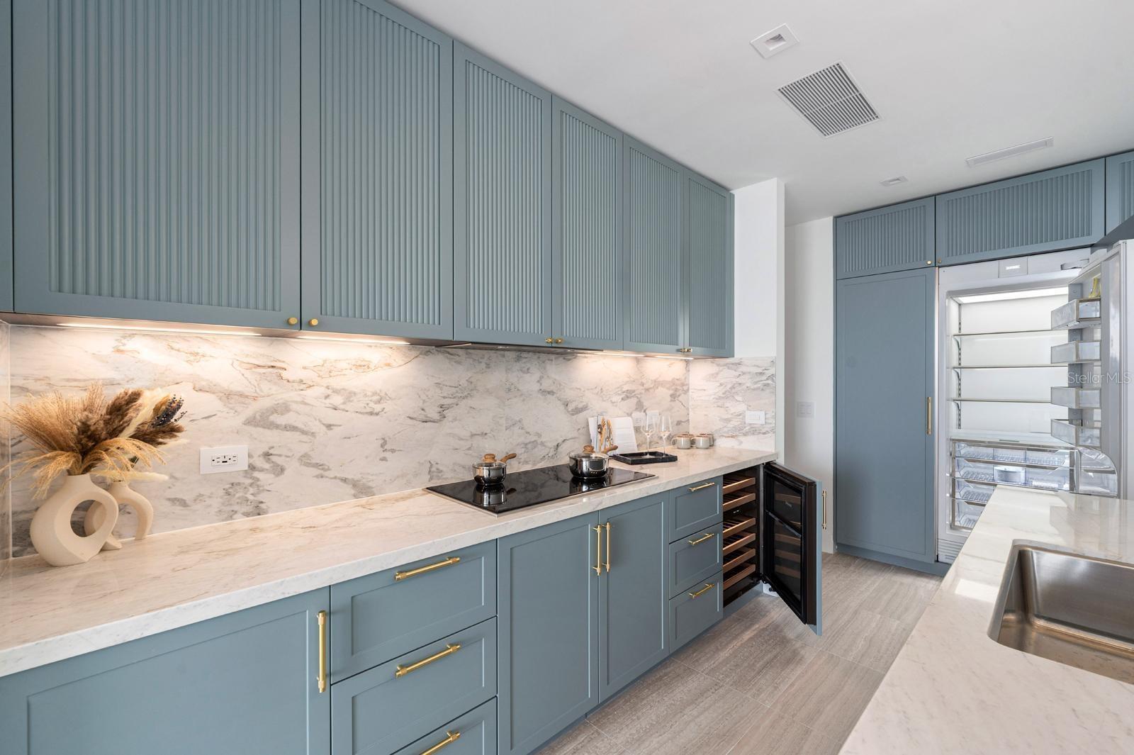 Image 15 of 58 For 3015 Ysabella Avenue 1602