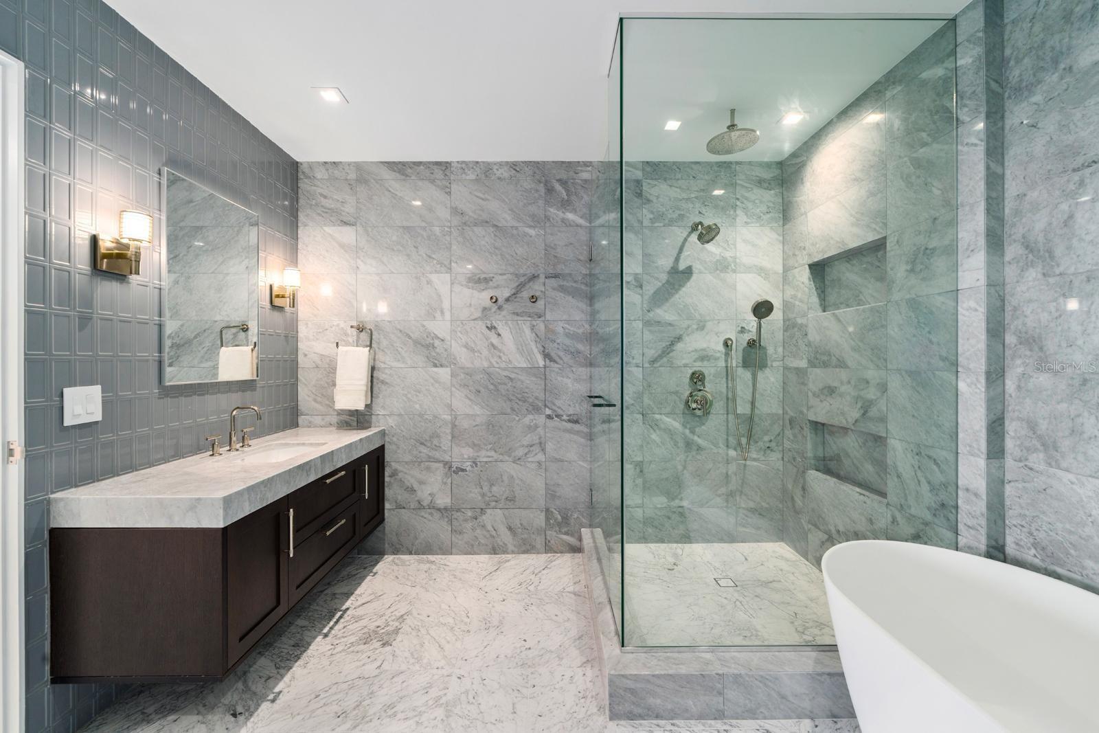 Image 19 of 58 For 3015 Ysabella Avenue 1602