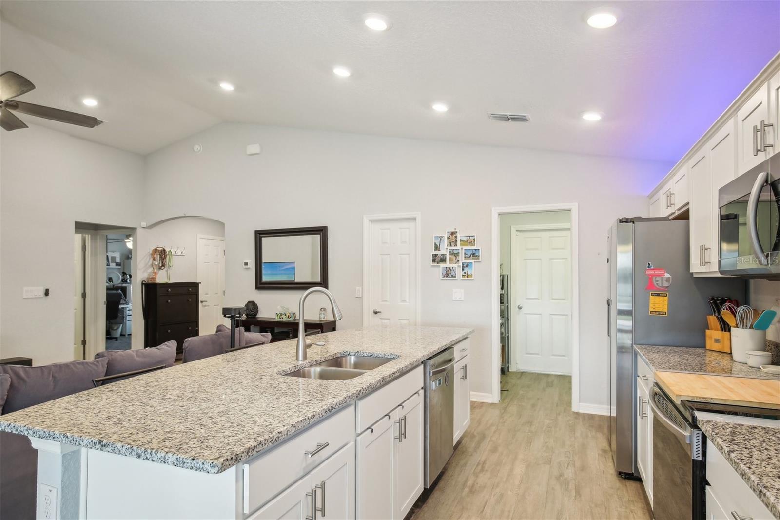 Image 11 of 40 For 12100 Stone Pine Street