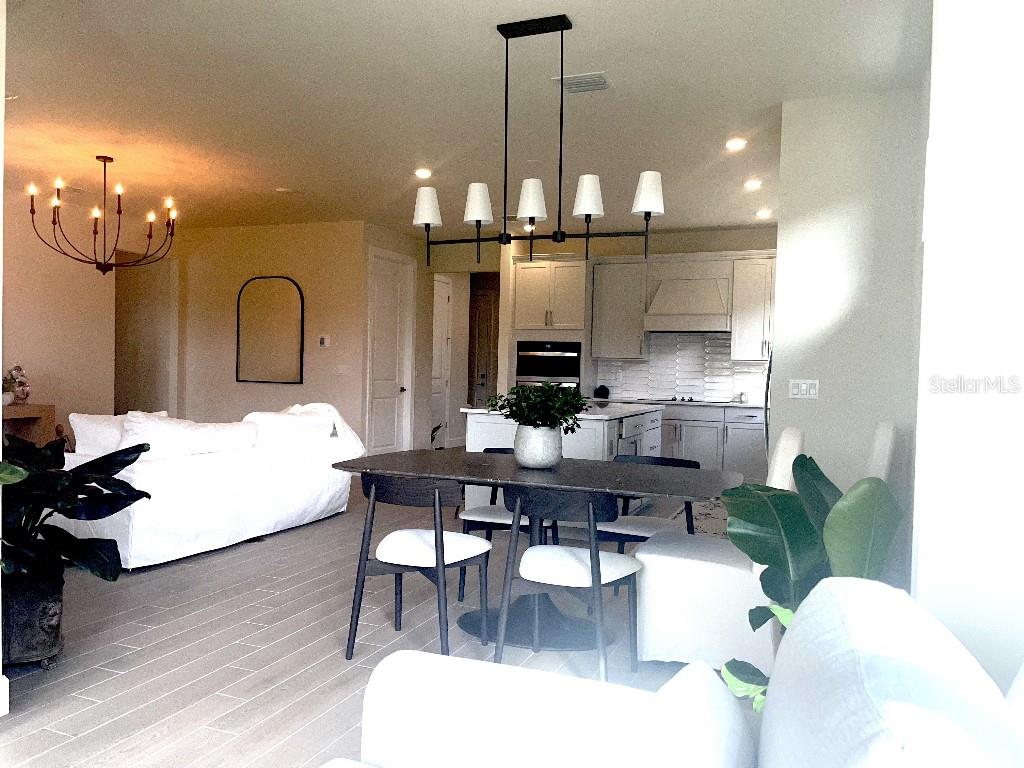 Image 19 of 38 For 4012 Basket Oak Circle