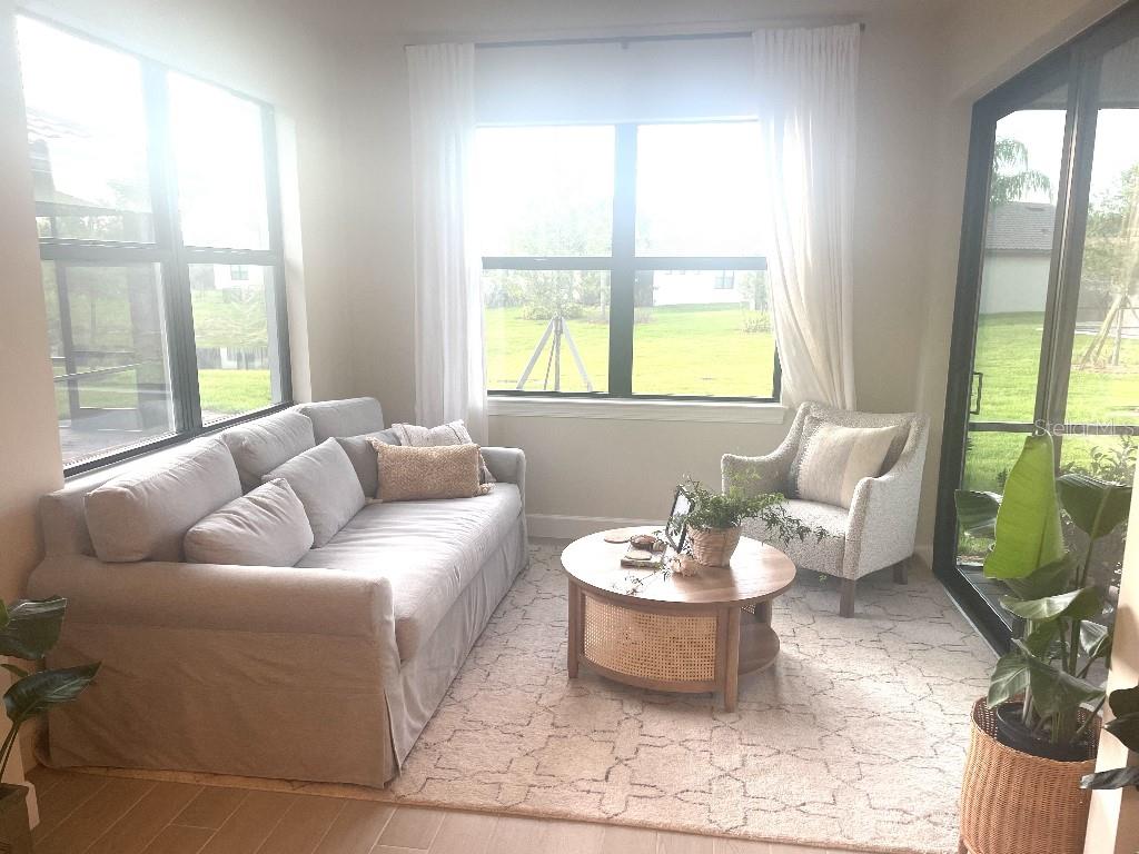 Image 21 of 38 For 4012 Basket Oak Circle