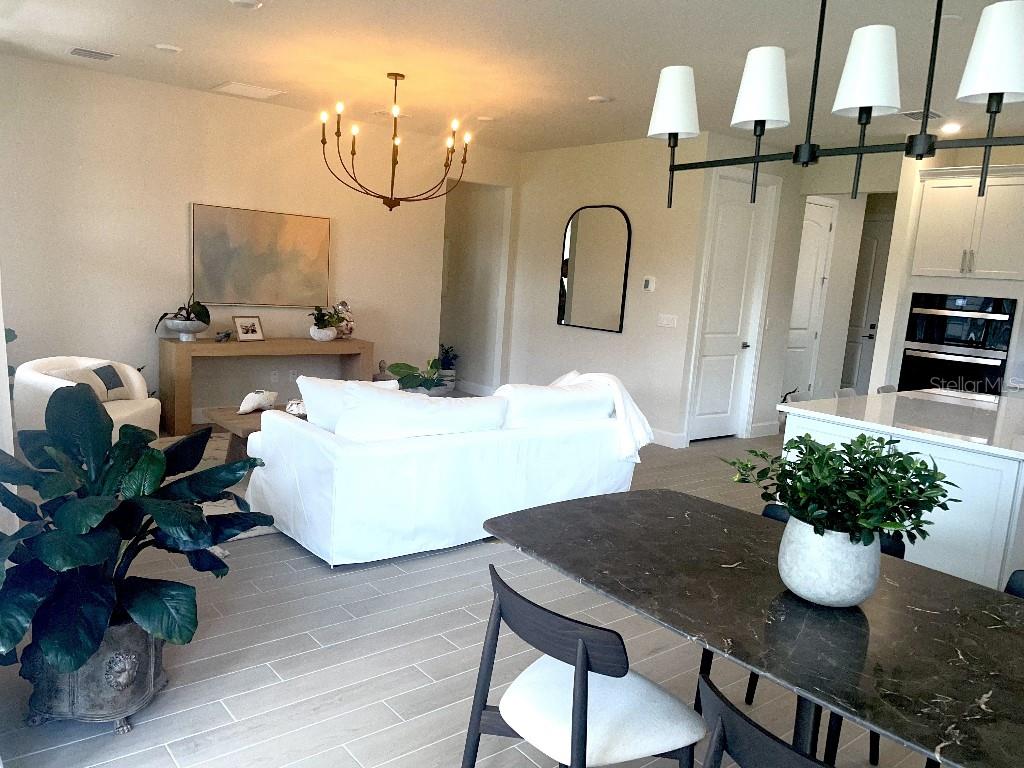 Image 24 of 38 For 4012 Basket Oak Circle