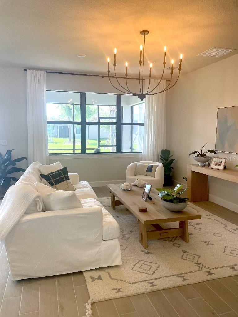 Image 26 of 38 For 4012 Basket Oak Circle