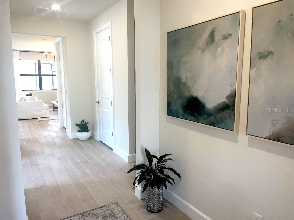 Image 3 of 38 For 4012 Basket Oak Circle