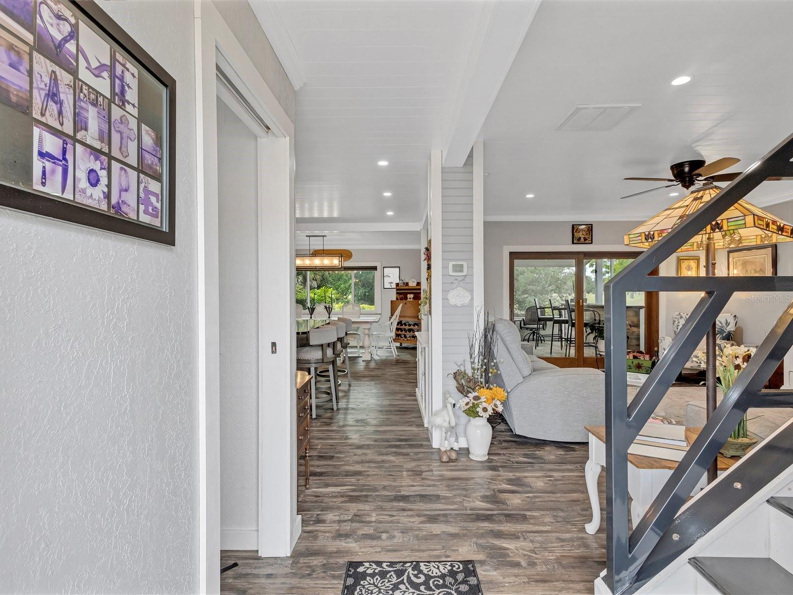 Image 4 of 68 For 7581 Cumberland Road 7