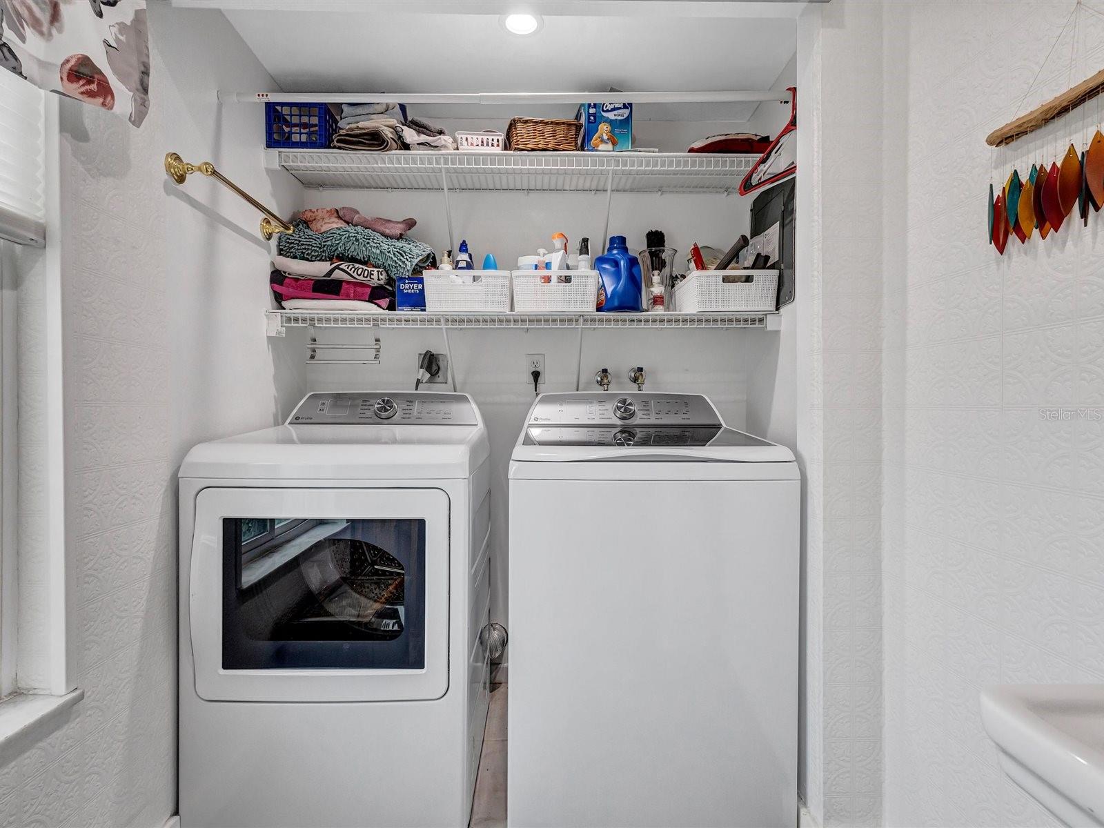 Image 7 of 68 For 7581 Cumberland Road 7