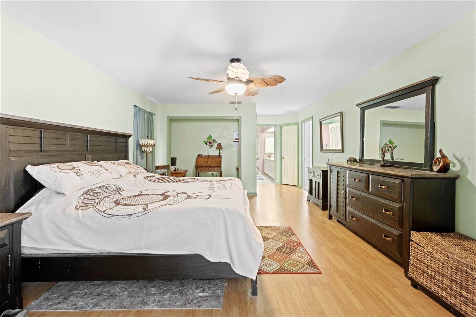 Image 30 of 56 For 5 Chinkapin Circle