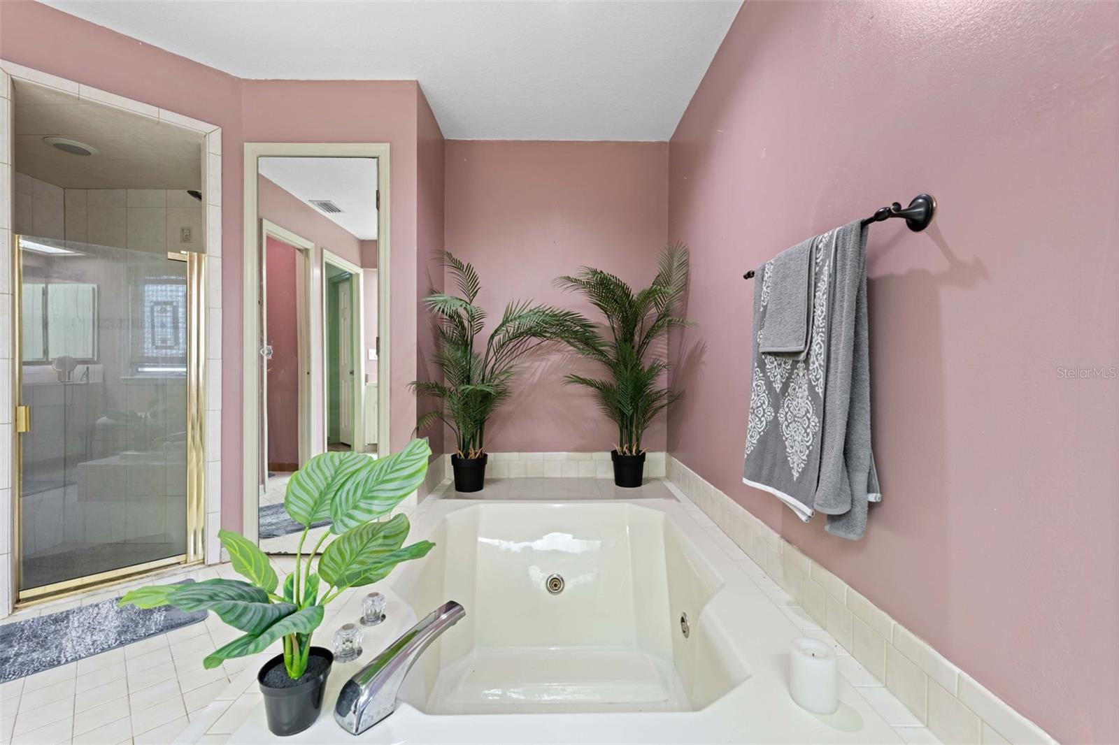 Image 35 of 56 For 5 Chinkapin Circle