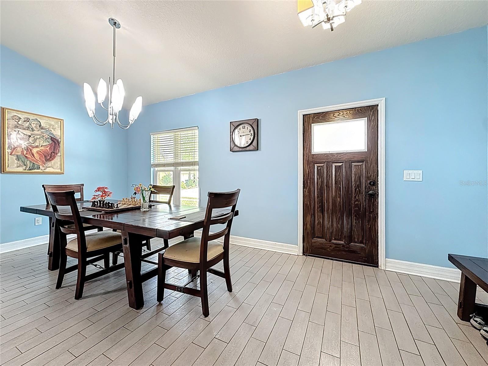 Image 12 of 33 For 1590 Burns Drive