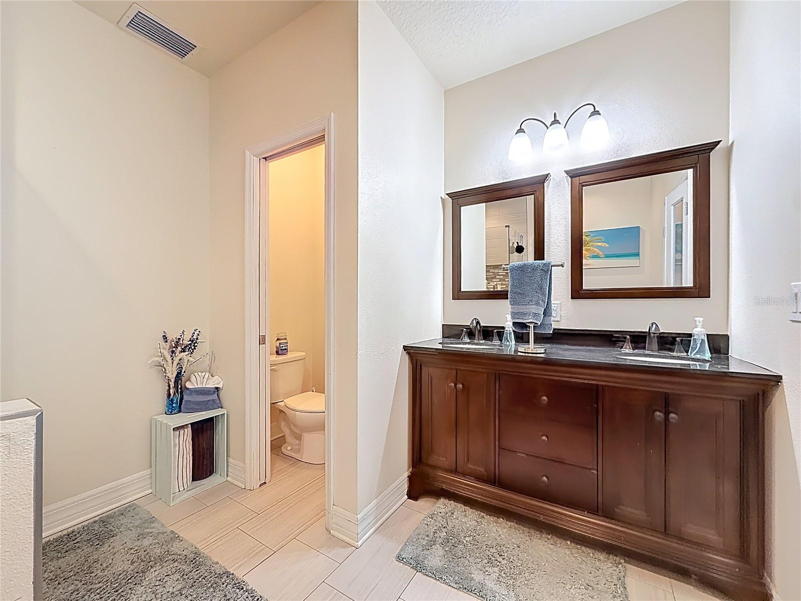 Image 18 of 33 For 1590 Burns Drive