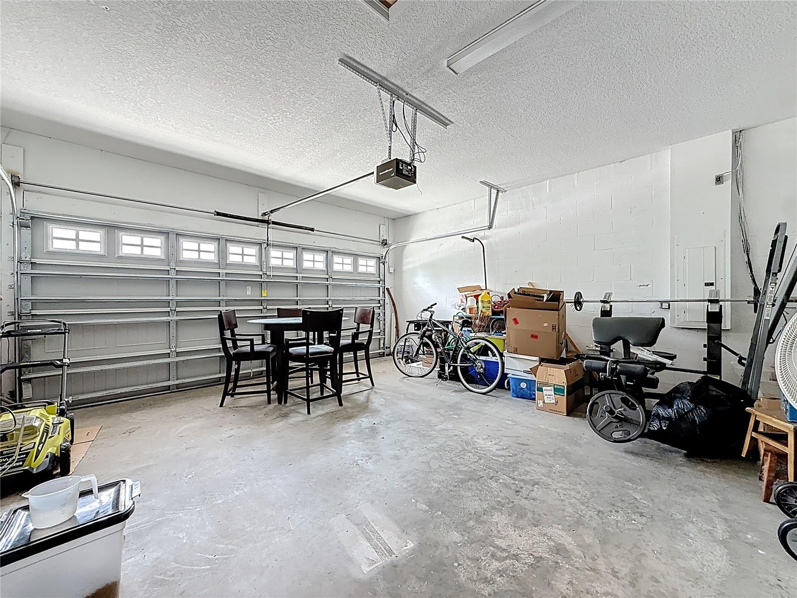 Image 25 of 33 For 1590 Burns Drive