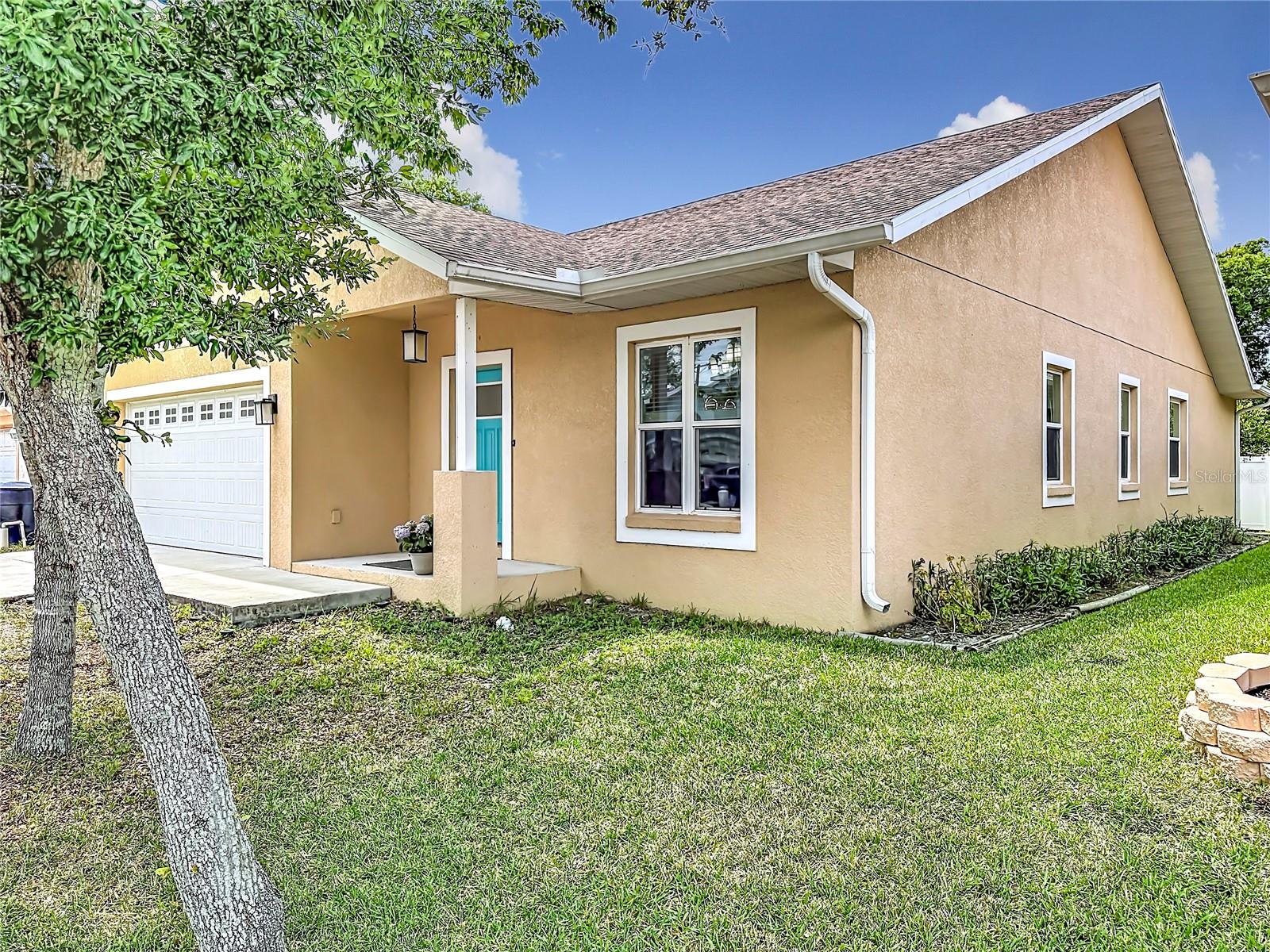 Image 4 of 33 For 1590 Burns Drive