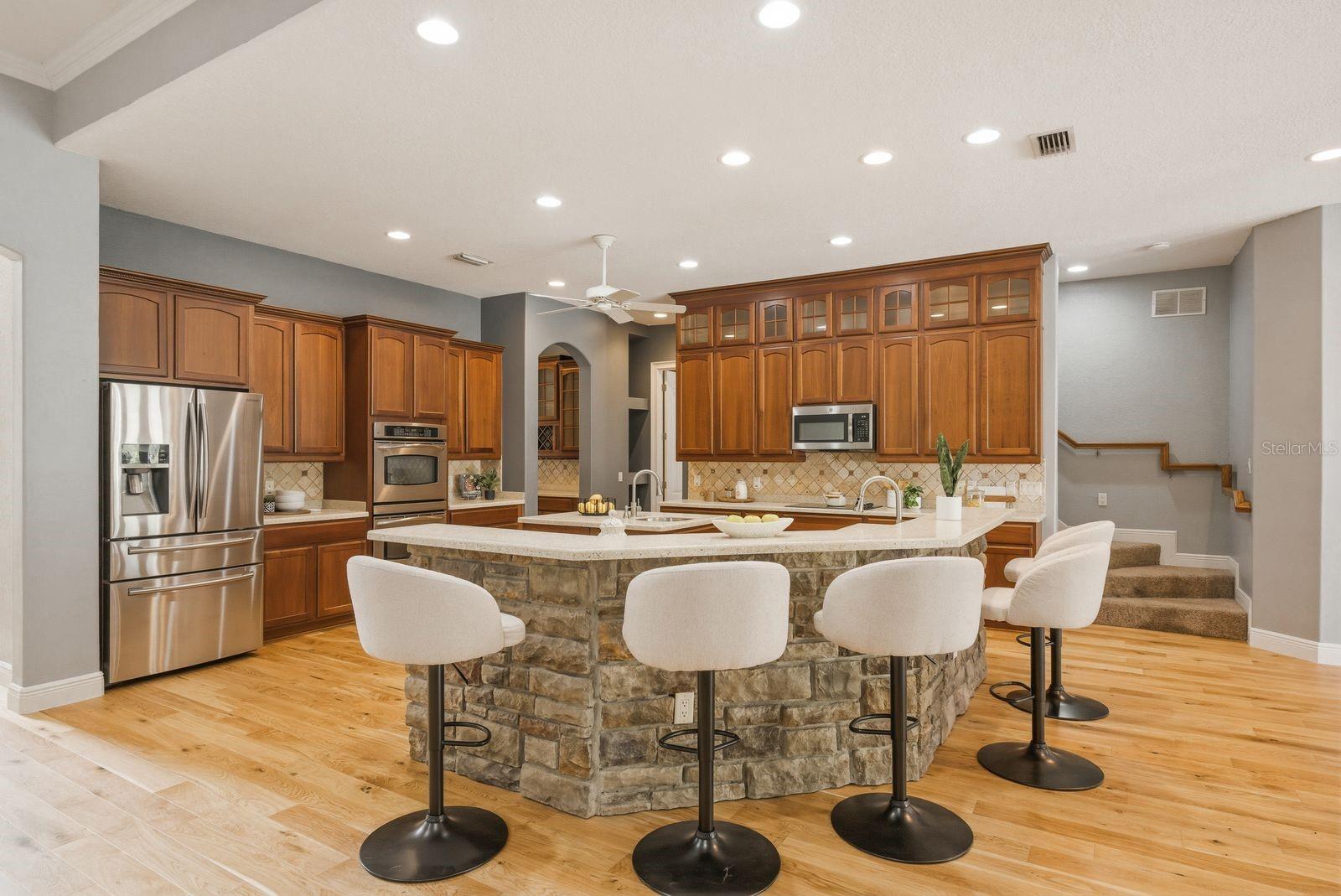 Image 10 of 57 For 6615 Ridge Top Drive