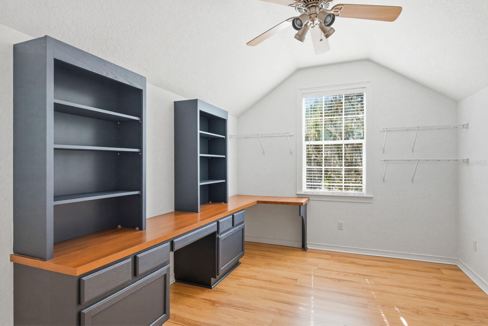 Image 33 of 57 For 6615 Ridge Top Drive