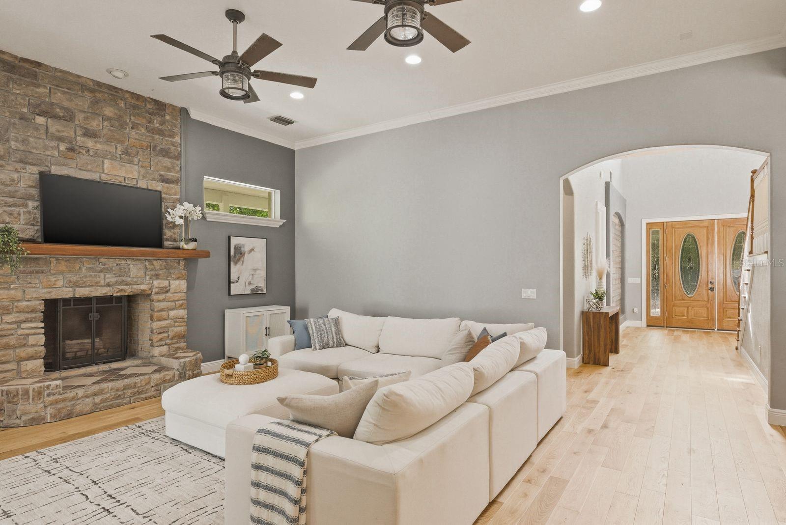 Image 8 of 57 For 6615 Ridge Top Drive