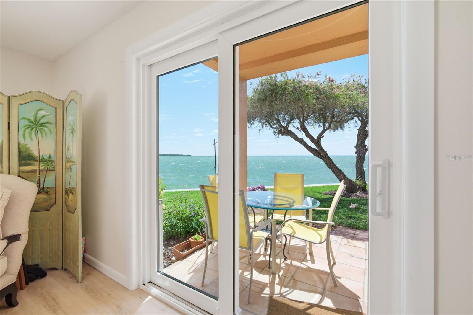 Image 16 of 63 For 7400 Sunshine Skyway Lane S 121