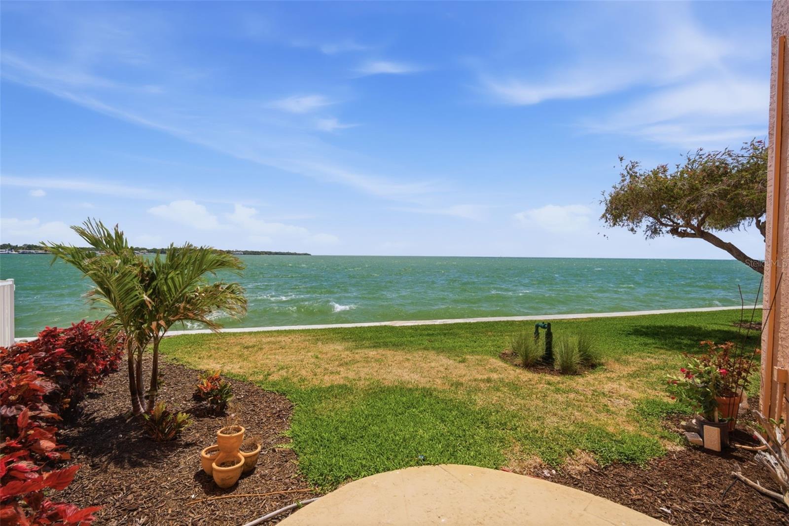 Image 19 of 63 For 7400 Sunshine Skyway Lane S 121