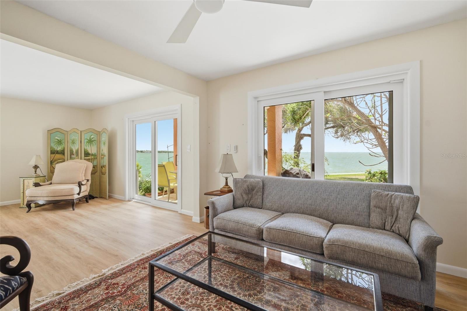 Image 26 of 63 For 7400 Sunshine Skyway Lane S 121