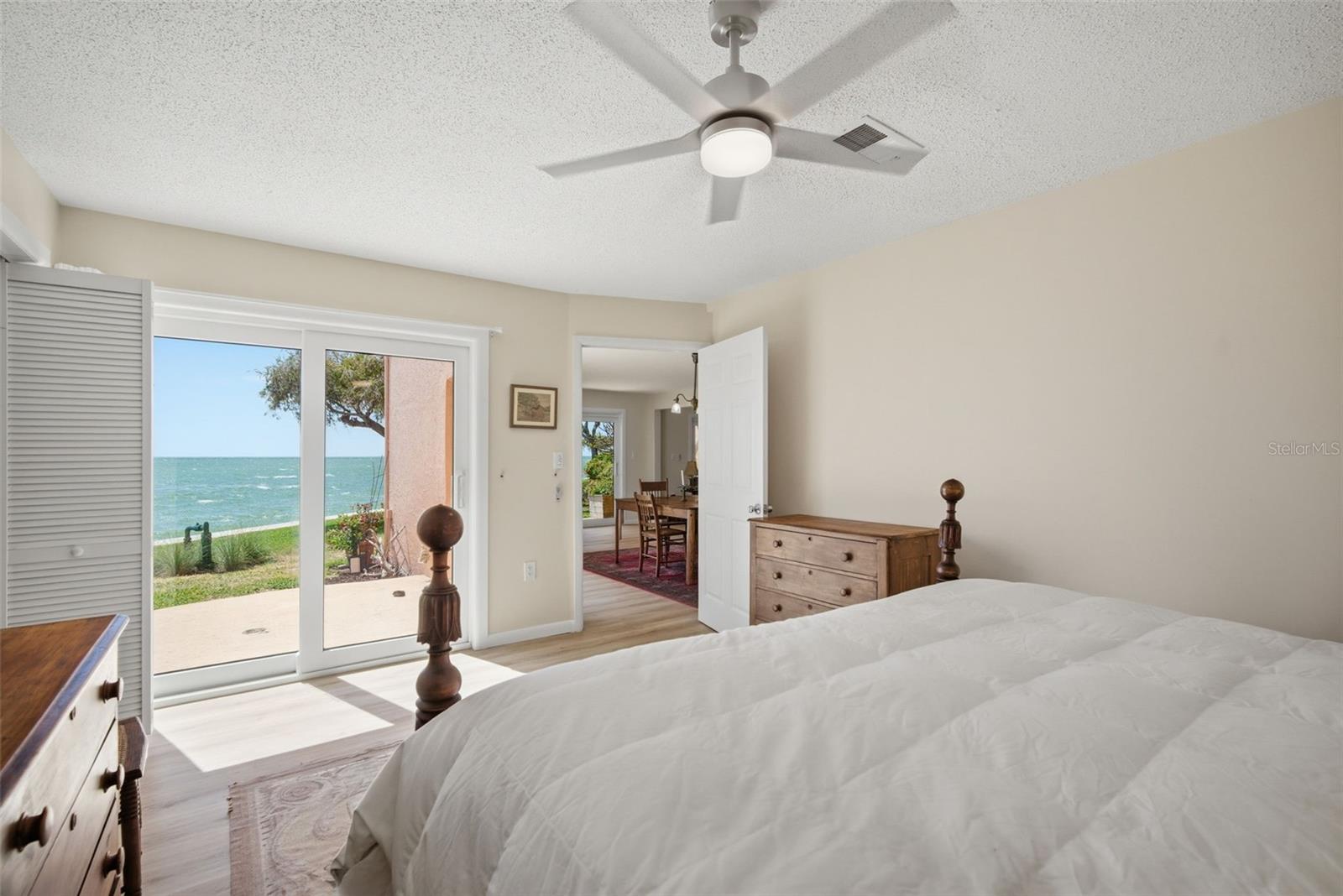 Image 29 of 63 For 7400 Sunshine Skyway Lane S 121