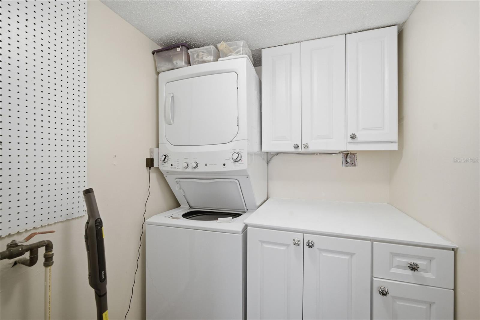 Image 40 of 63 For 7400 Sunshine Skyway Lane S 121