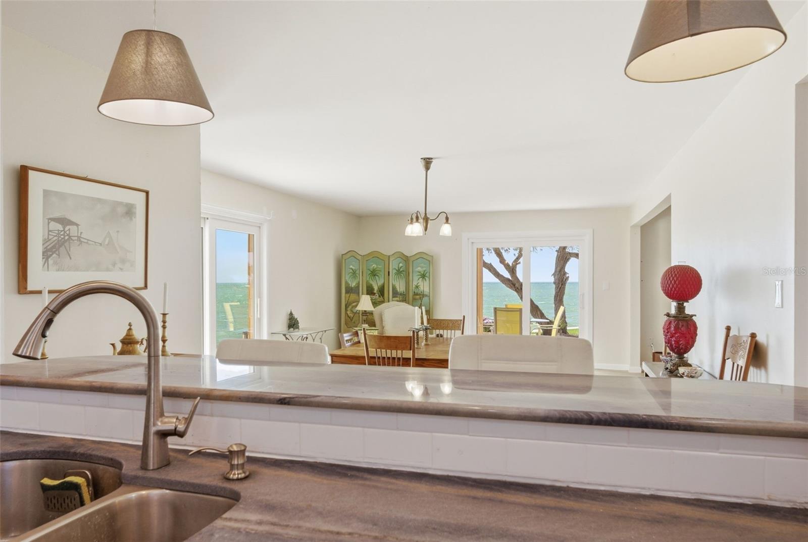 Image 9 of 63 For 7400 Sunshine Skyway Lane S 121