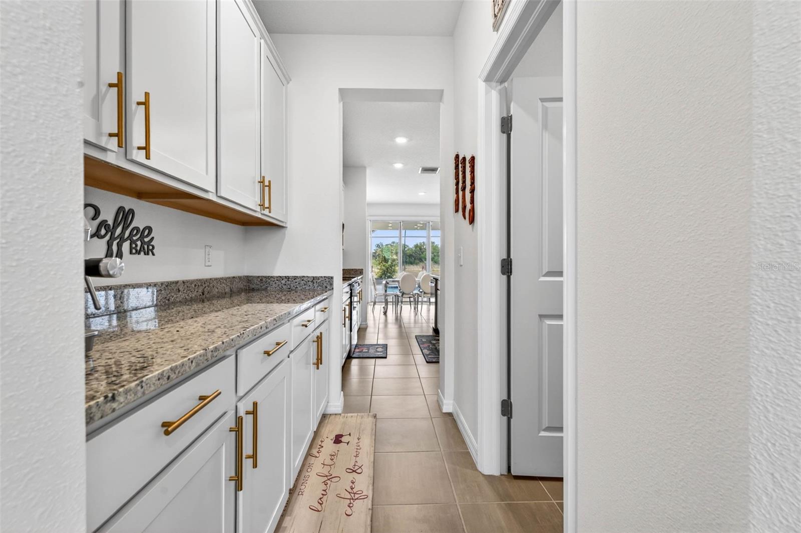 Image 27 of 64 For 16946 Oval Rum Drive