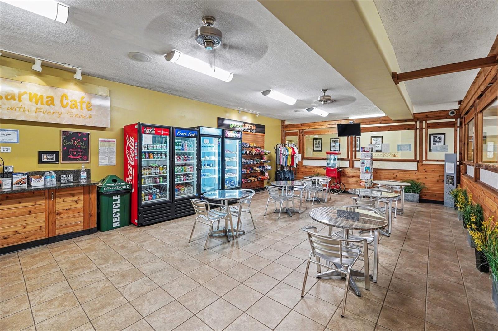 Image 12 of 18 For 2449 Columbia Drive 29