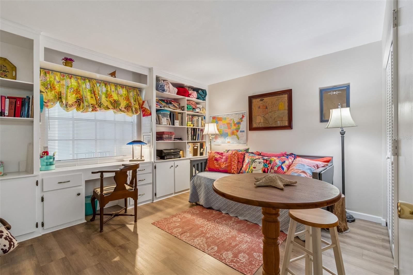 Image 18 of 35 For 200 Glennes Lane 112