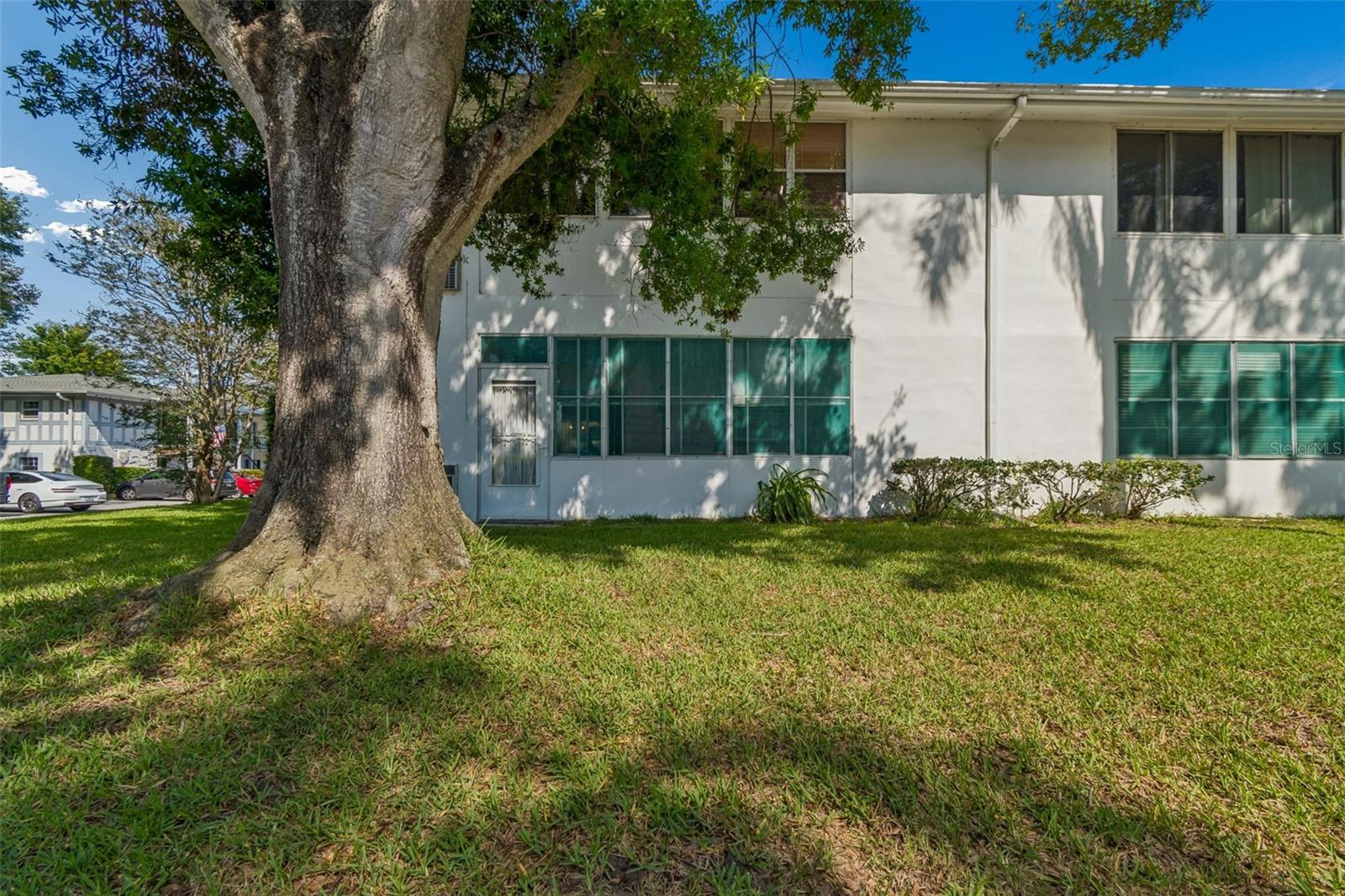 Image 24 of 35 For 200 Glennes Lane 112