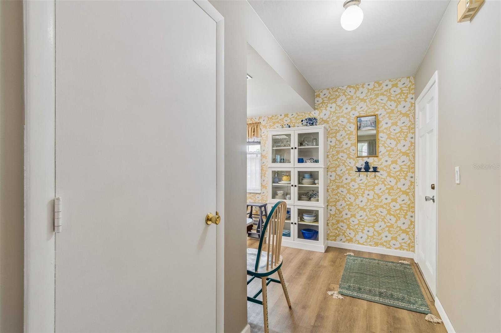 Image 6 of 35 For 200 Glennes Lane 112