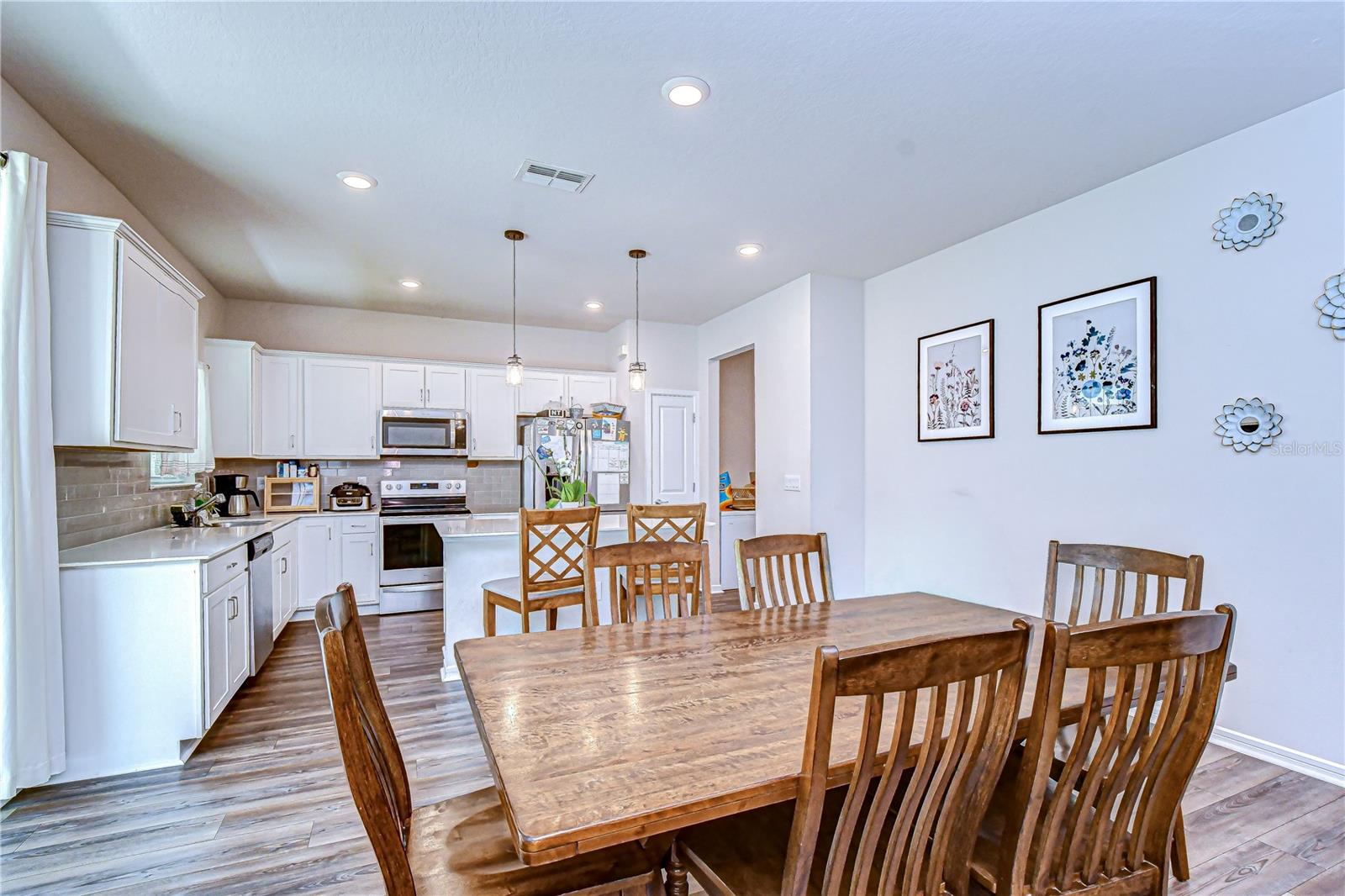 Image 14 of 54 For 20978 Monza Loop