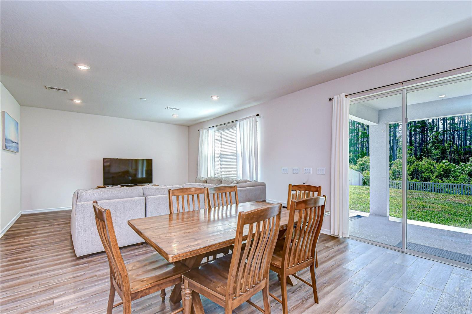 Image 15 of 54 For 20978 Monza Loop