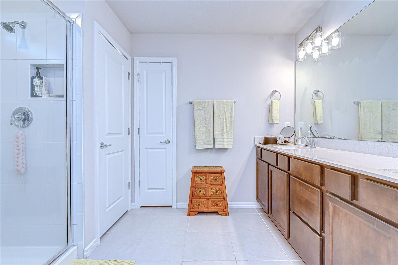 Image 29 of 54 For 20978 Monza Loop