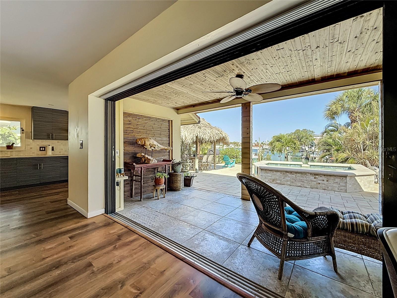 Image 45 of 90 For 2162 Vina Del Mar Boulevard