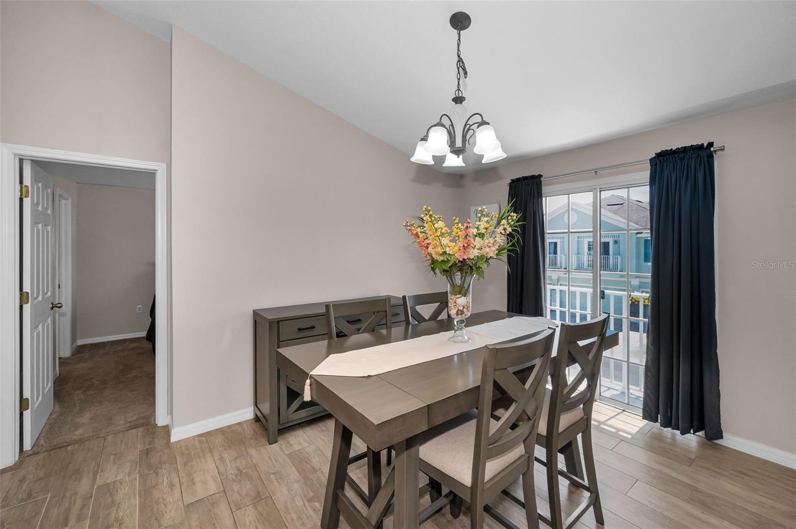 Image 12 of 48 For 8527 Shallow Creek Court