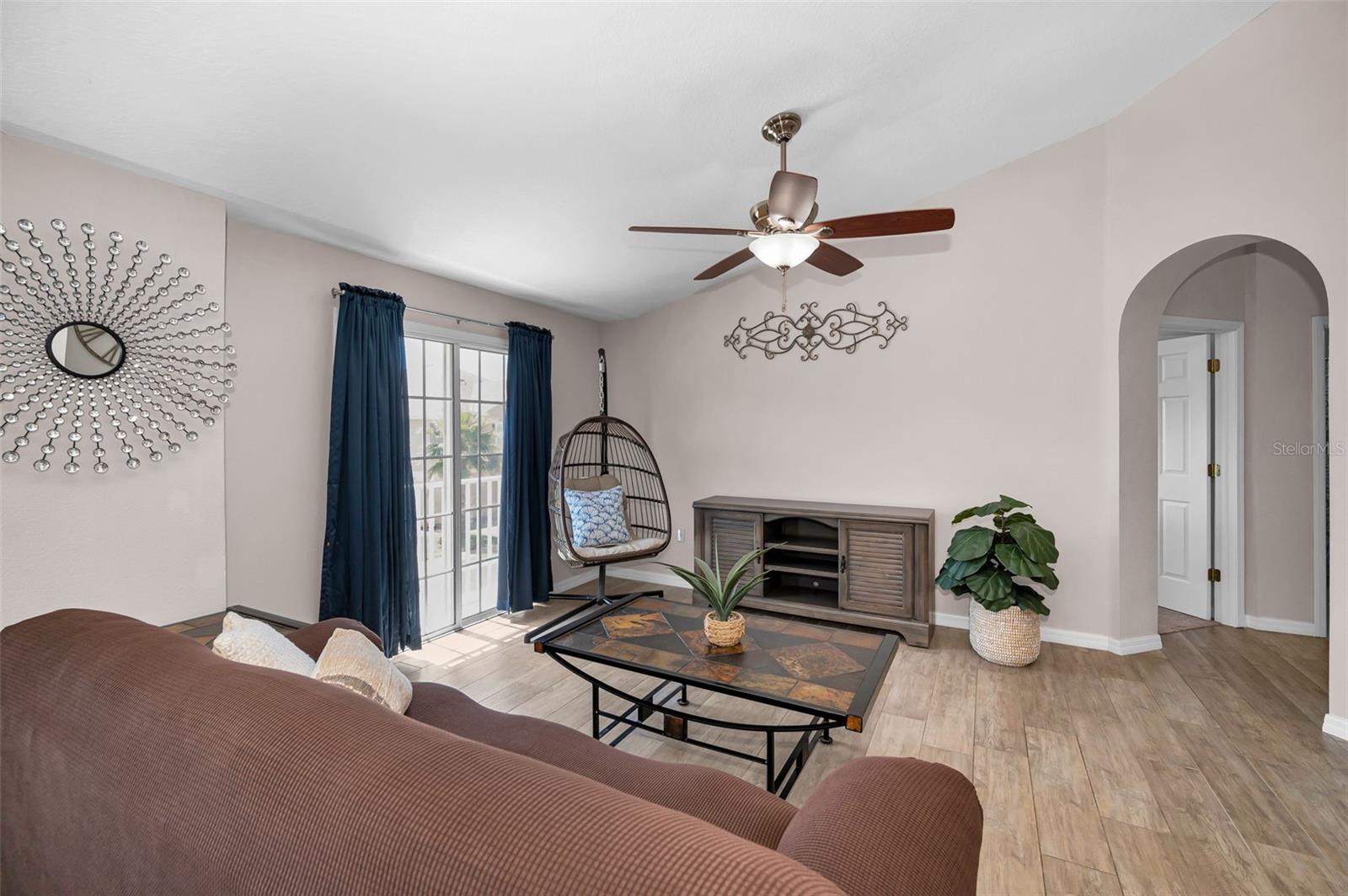 Image 15 of 48 For 8527 Shallow Creek Court