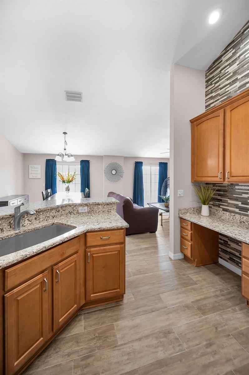 Image 24 of 48 For 8527 Shallow Creek Court