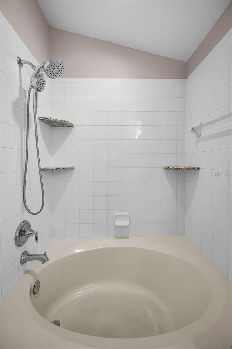 Image 31 of 48 For 8527 Shallow Creek Court