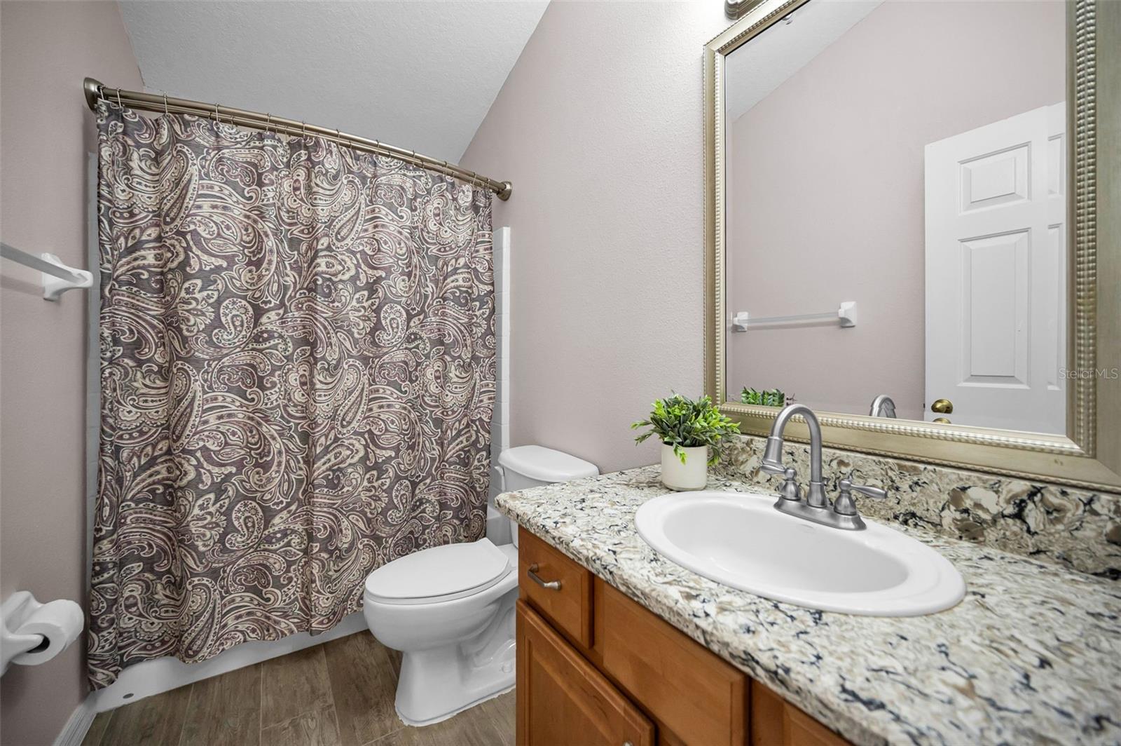 Image 36 of 48 For 8527 Shallow Creek Court