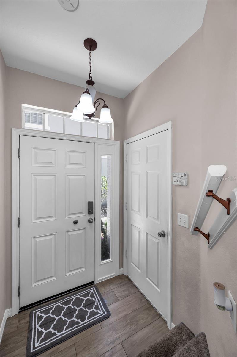 Image 9 of 48 For 8527 Shallow Creek Court