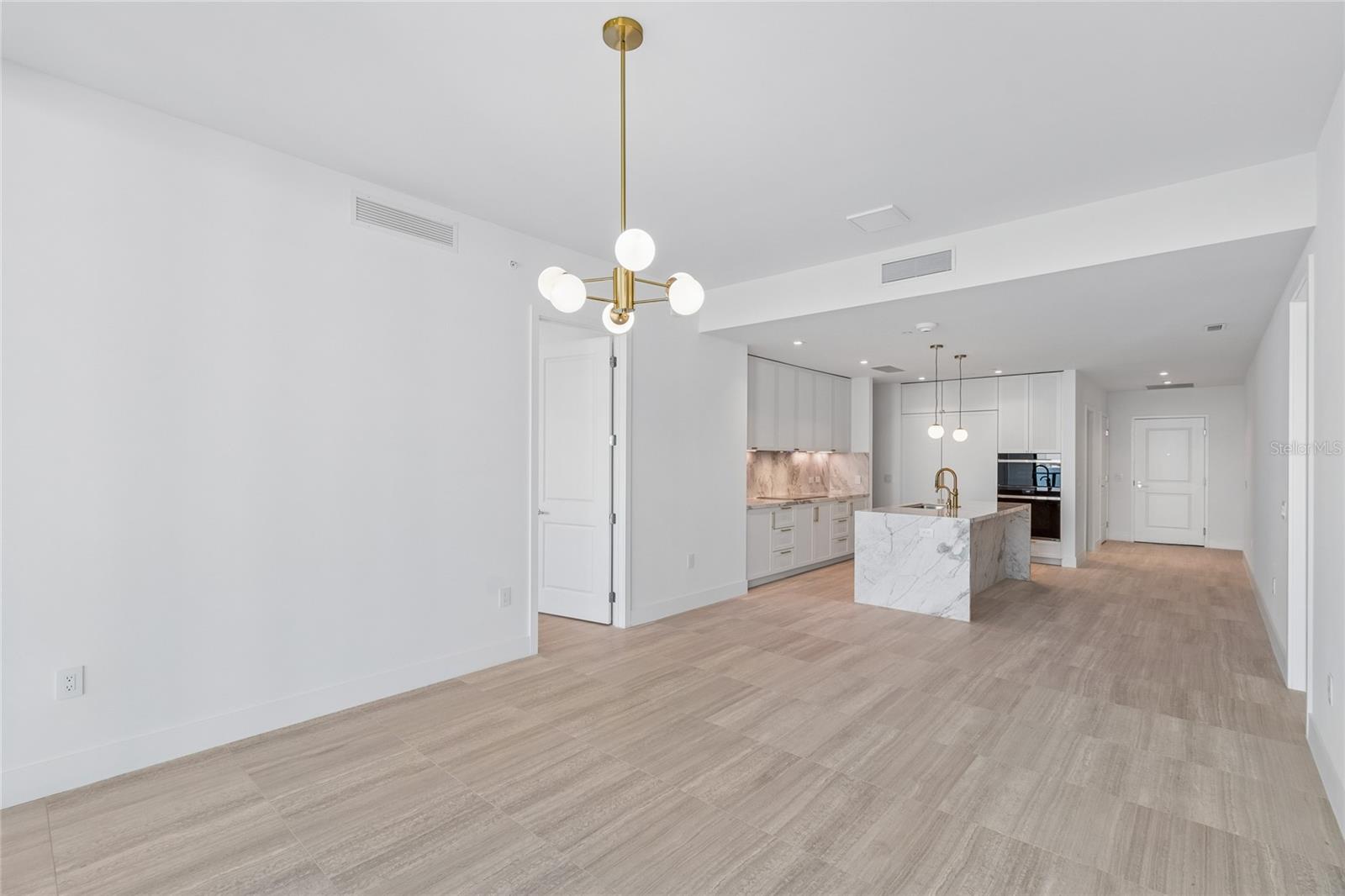 Image 22 of 96 For 3015 Ysabella Avenue 1102