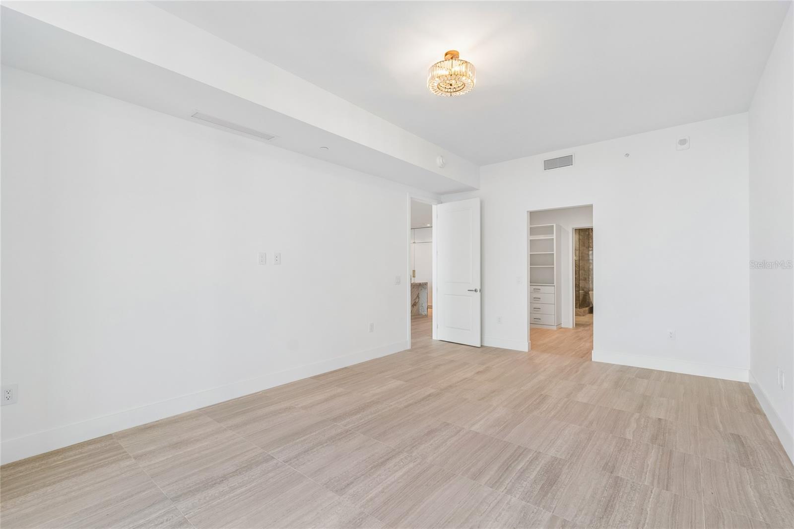 Image 27 of 96 For 3015 Ysabella Avenue 1102