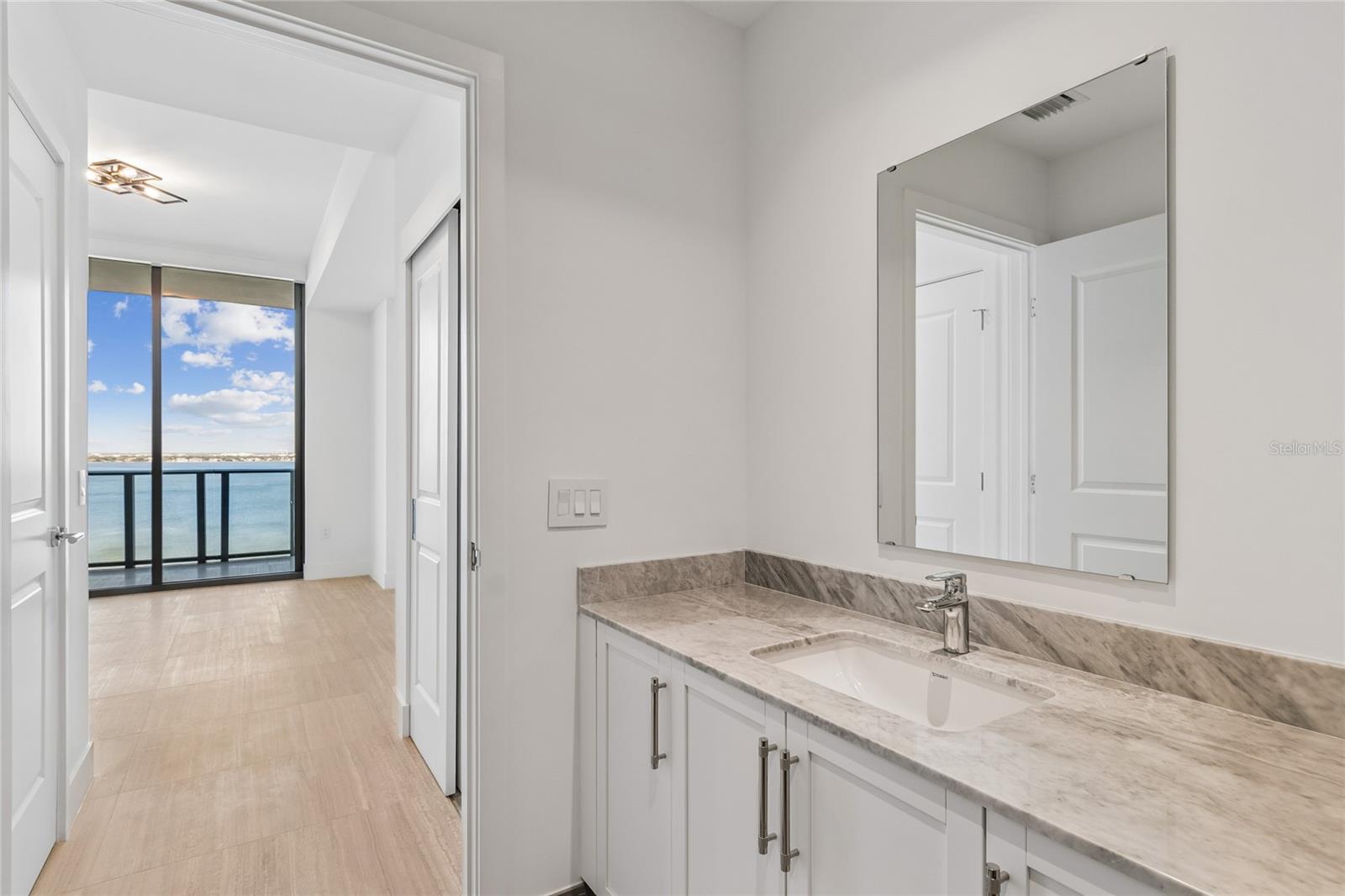 Image 40 of 96 For 3015 Ysabella Avenue 1102